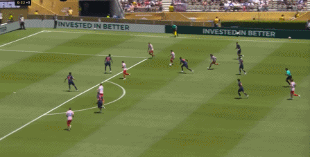  TheShy遭遇十五连败，巴黎圣日耳曼教练面临压力！